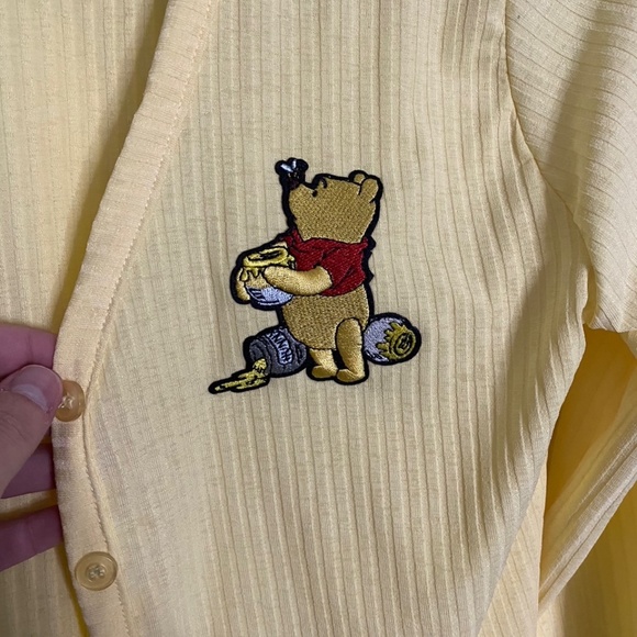 Winnie the Pooh Cardigan - Picture 2 of 4